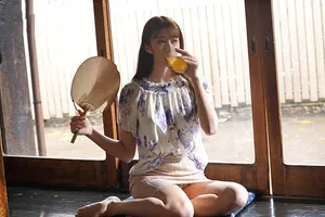 Mùa hè buồn chán ở quê quan hệ vợ cạnh nhà thiếu thốn vì lấy ông chồng già